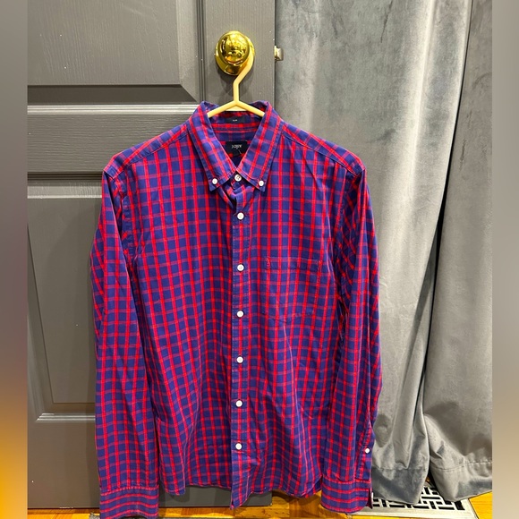 Plaid Men’s Button Down - Picture 1 of 2